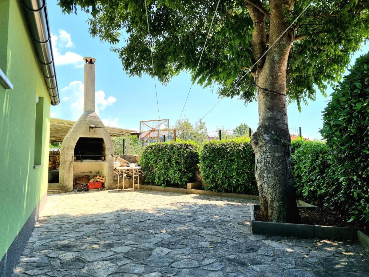 Skrbčići Studio Apartment Lino מראה חיצוני תמונה